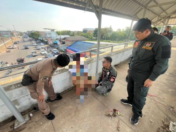 หนุ่มเครียดจัด หวังกระโดดสะพานหน้า รร.ดัง พิษณุโลก
